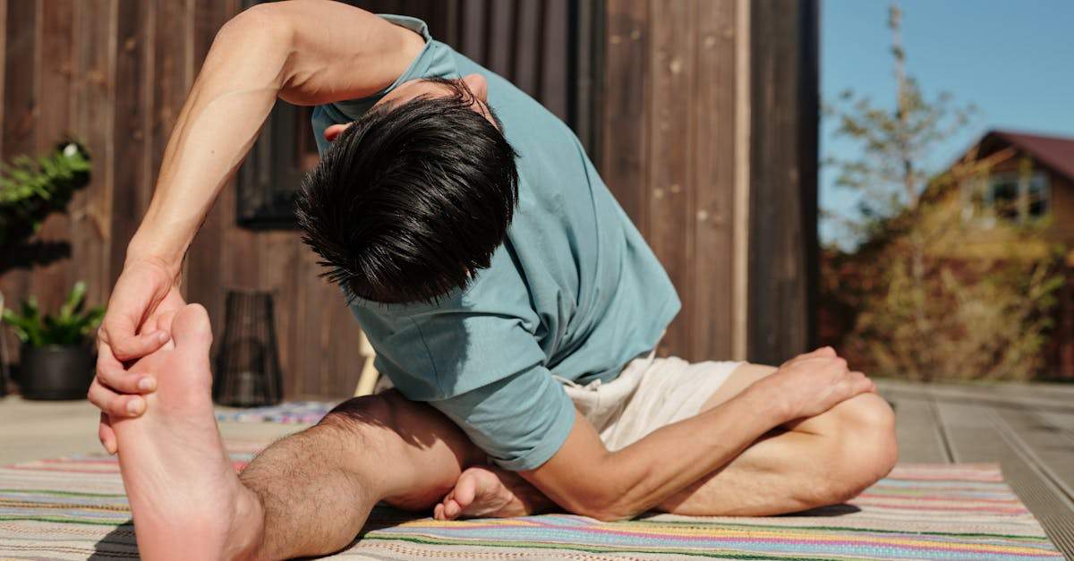 Comment intégrer des exercices de flexibilité dans sa routine quotidienne : guide pratique pour gagner en mobilité