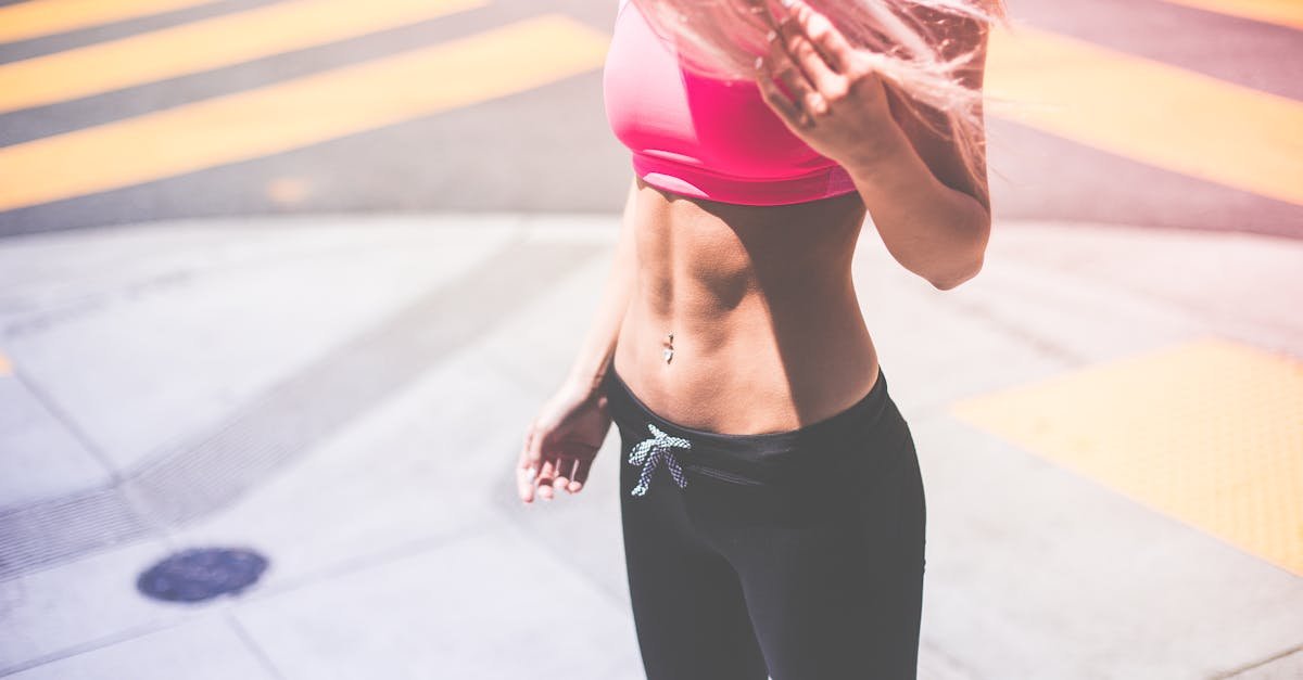 Exercices pour tonifier le ventre : guide complet pour des abdos plus fermes