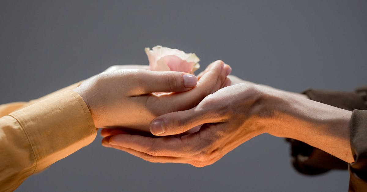 Comment pratiquer l'auto-compassion pour le bien-être : guide pratique pour prendre soin de soi